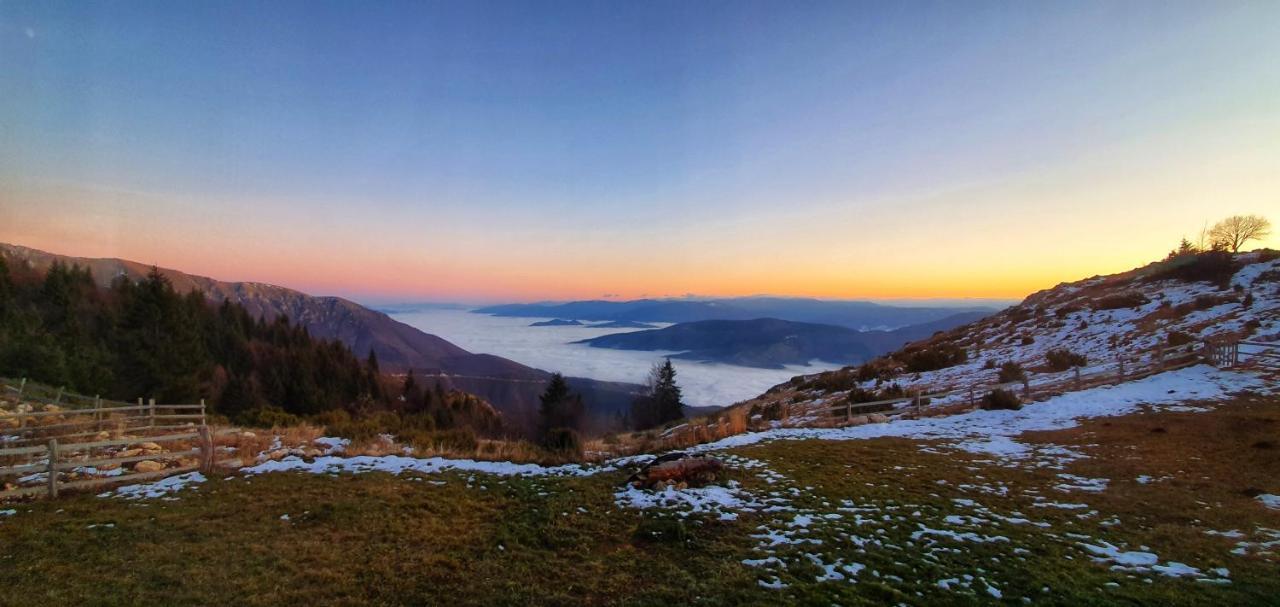 Planinska Kuca "Sedam Vlasica" Luaran gambar